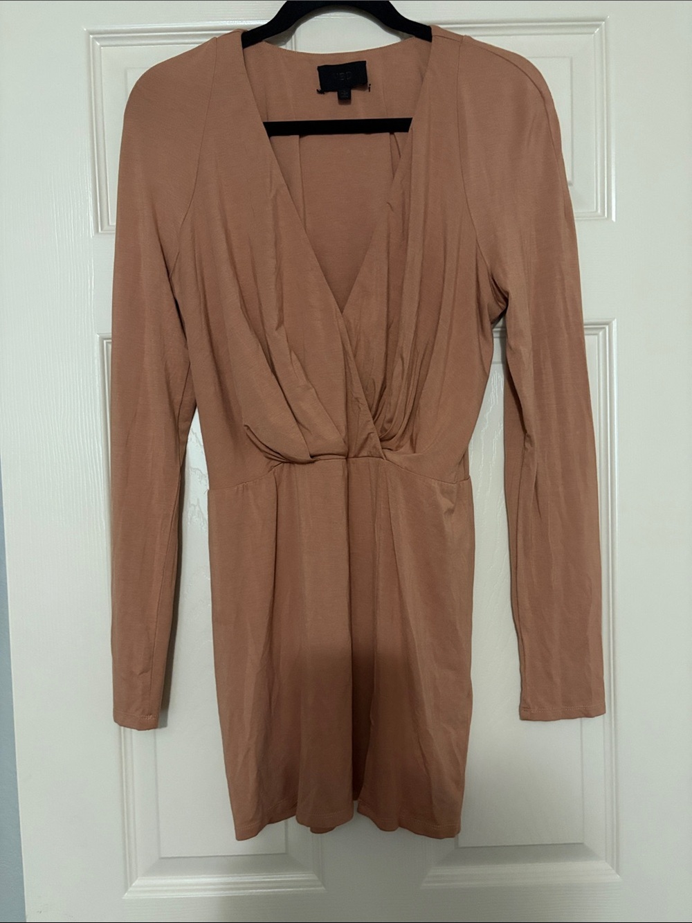 NBD Long Sleeve V-Neck Twist Front Dress in Camel/Tan